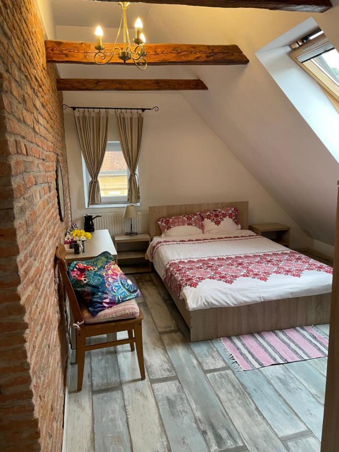 Blue House Hotel บราชอฟ ภายนอก รูปภาพ
